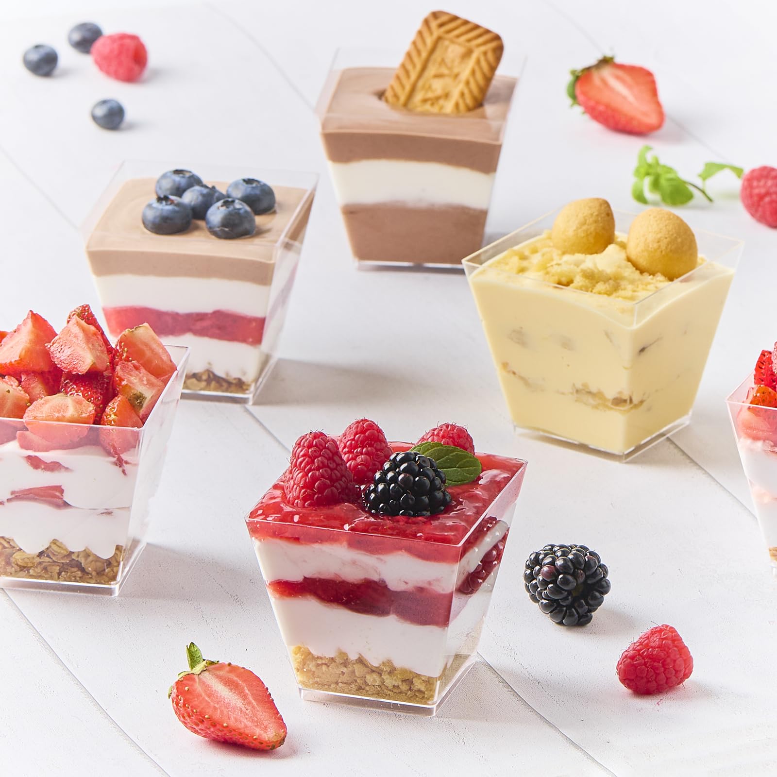 Zezzxu 50 Pack 7 oz Square Dessert Cups with Dome Lids and Spoons, Plastic Pudding Cups with Lids Mini Parfait Shooter Cups for Party Individual Banana Pudding Jello Yogurt Fruit Trifle