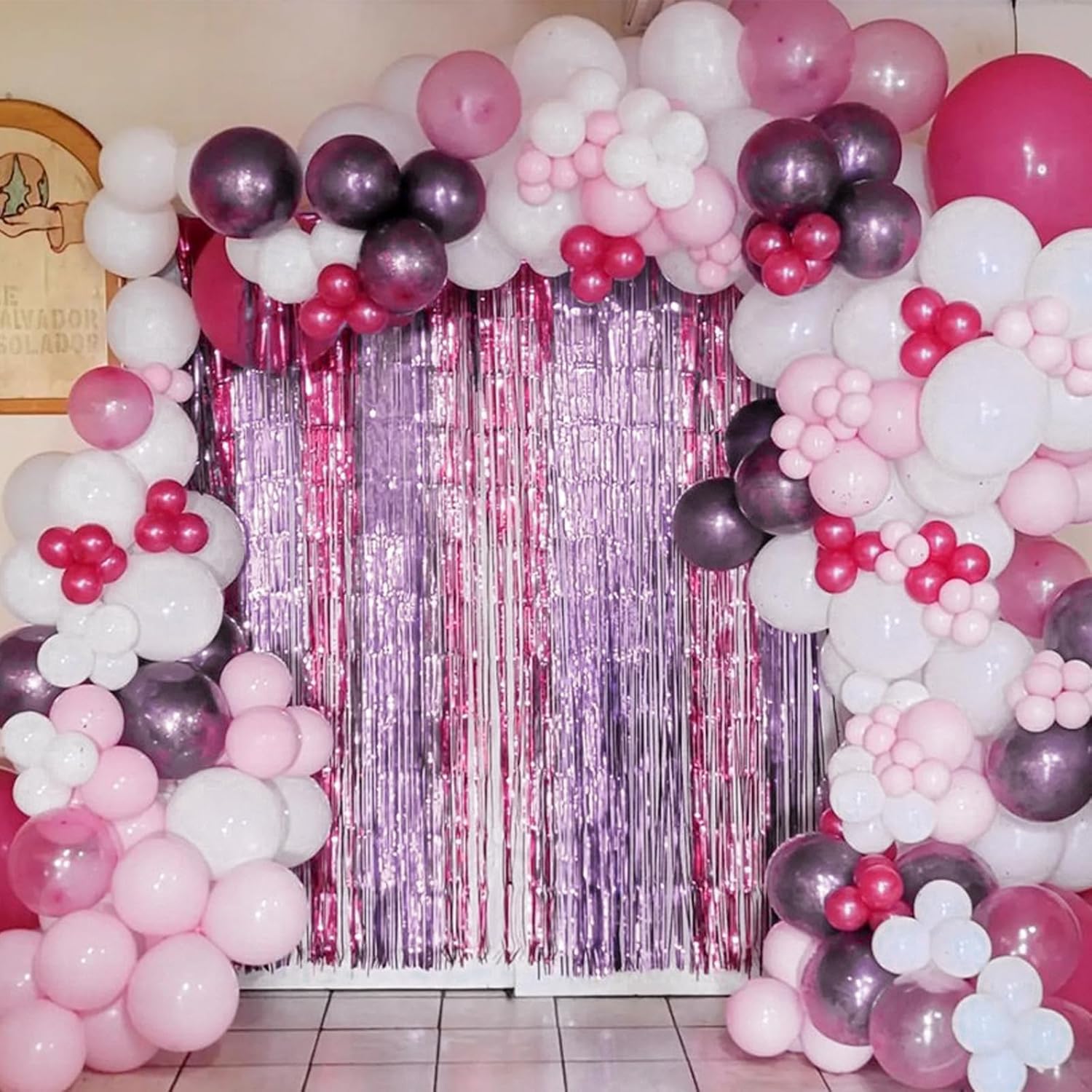 ParyWoo Light Purple Streamers - 8.2FT Metallic Lavender Foil Fringe Curtains for Parties & Events