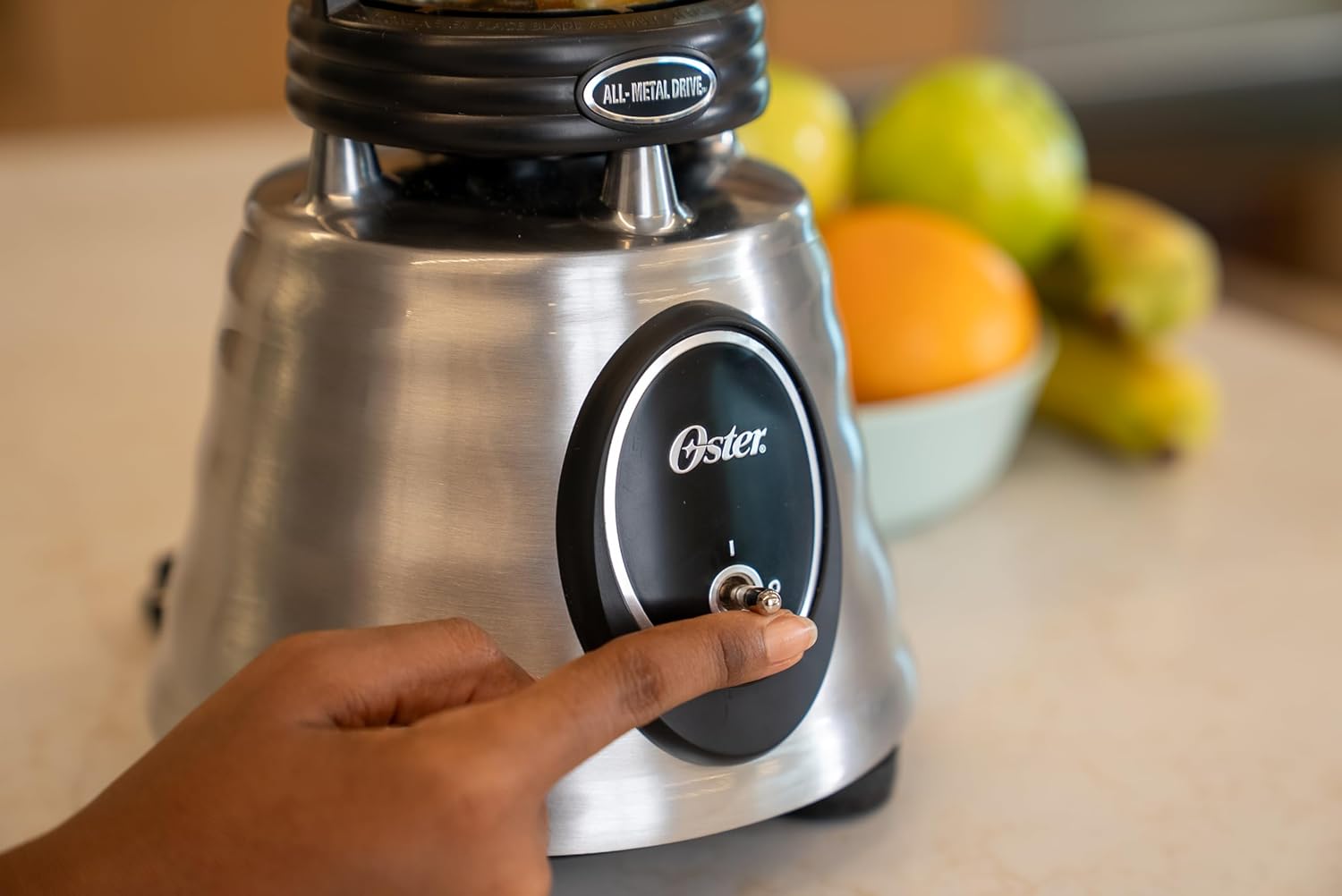 Oster Classic Series Blender - 1000W Power, 6-Cup Glass Jar, Stainless Steel Kitchen Essential