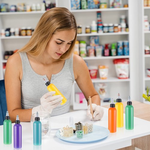Irenare 150 Pcs 4 oz Plastic Squeeze Bottles Bulk Hair Oil Applicator Bottles Boston Empty Squeeze Condiment Bottle with Twist Top Cap Leak Proof for Liquids Oils Art Crafts Household Kitchen (Clear)