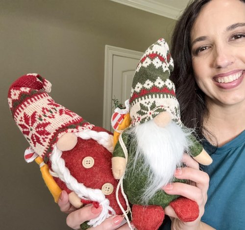 Paersion 2PCS 9.5 Inch Christmas Gnome Plush Decorations, Handmade Scandinavian Tomte Elf Figurines with Gift, Nordic Xmas Gnome Ornaments for Holiday Home Table Office Decor