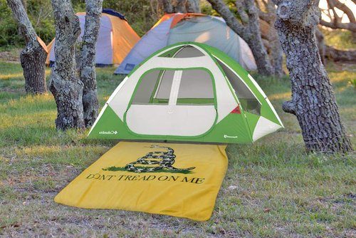 Don't Tread On Me Gadsden Super Soft Throw Blanket - 50x60 Throw Blanket for Bedroom, Living Room, Spring Time, Holidays, Kids, Babies, Adults & Decor, Gifts - Outdoor Gadsden Blanket