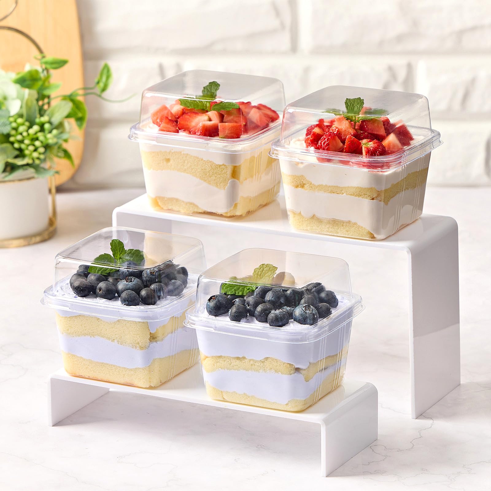 Zezzxu 100 x 8 oz Dessert Cups with Lids and Spoons, Square Plastic Dessert To-Go Containers with Dome Lids & Sporks for Yogurt Parfait, Fruit, Pudding, Cake, Mousse, Tiramisu