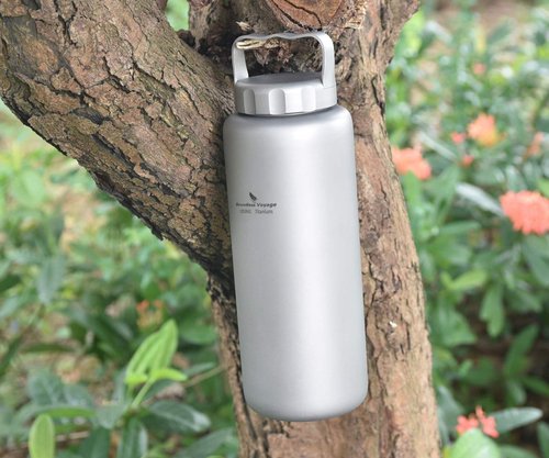 iBasingo 1050ml/35.5 oz Titanium Water Bottle with Handle Outdoor Leak-Proof Wide Mouth Sport Drinking Bottle Camping Tea Coffee Canteen Kettle for Hiking Climbing Running A-Ti3006D