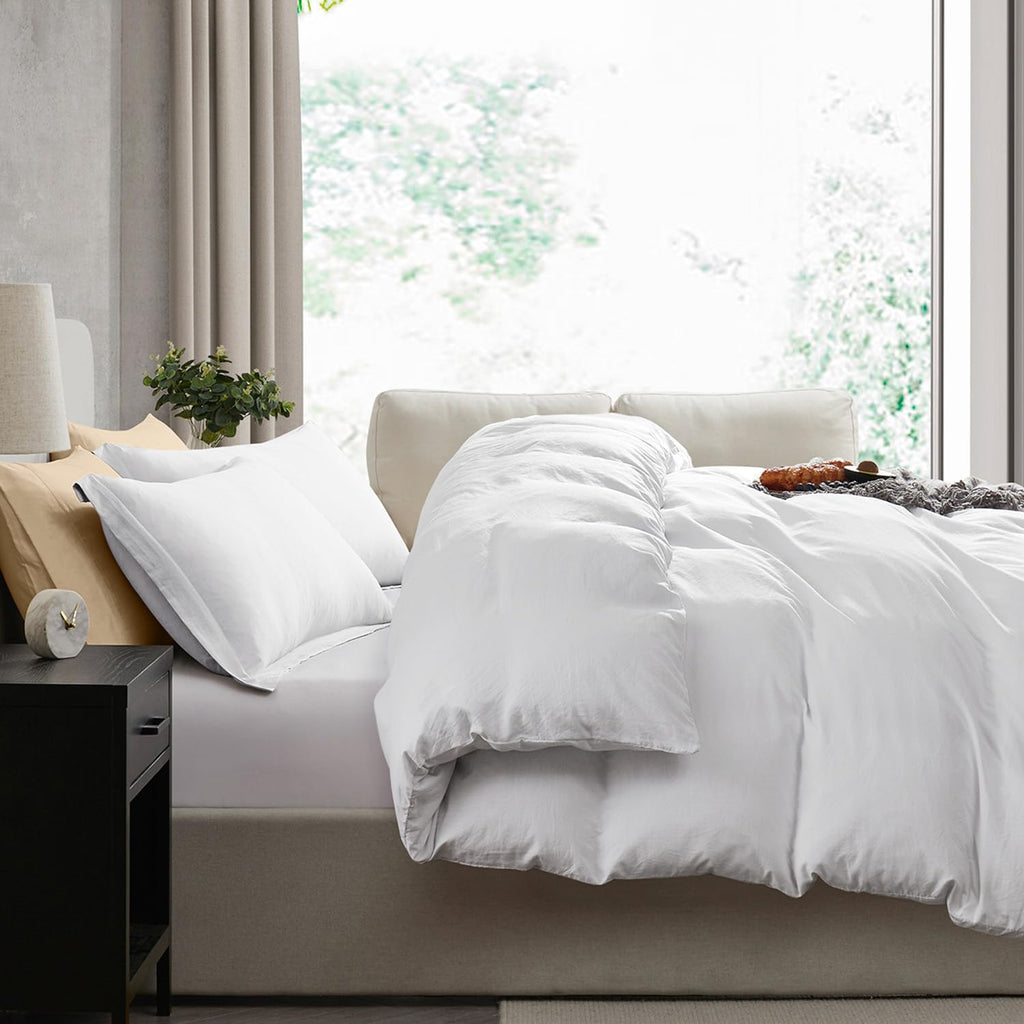 Hearth & Harbor King Duvet Cover Set - 3 Piece Soft Prewashed Bedding Set - Includes 1 Duvet Cover 104x90 inches with Zipper Closure and 2 Pillow Shams, White, Comforter Not Included