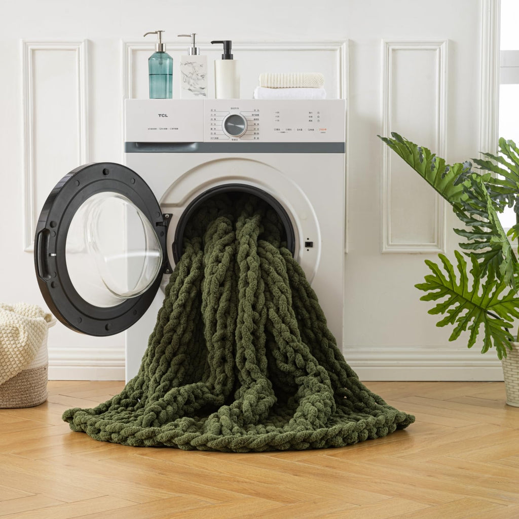 Ultra Soft Chunky Knit Throw Blanket 40x50 Hand Knitted Warm Chenille Throw Blanket, Home Decor Soft Thick Yarn Cable Knit Blanket Breathable Fleece Banket Christmas for Couch Bed Sofa Best Gift
