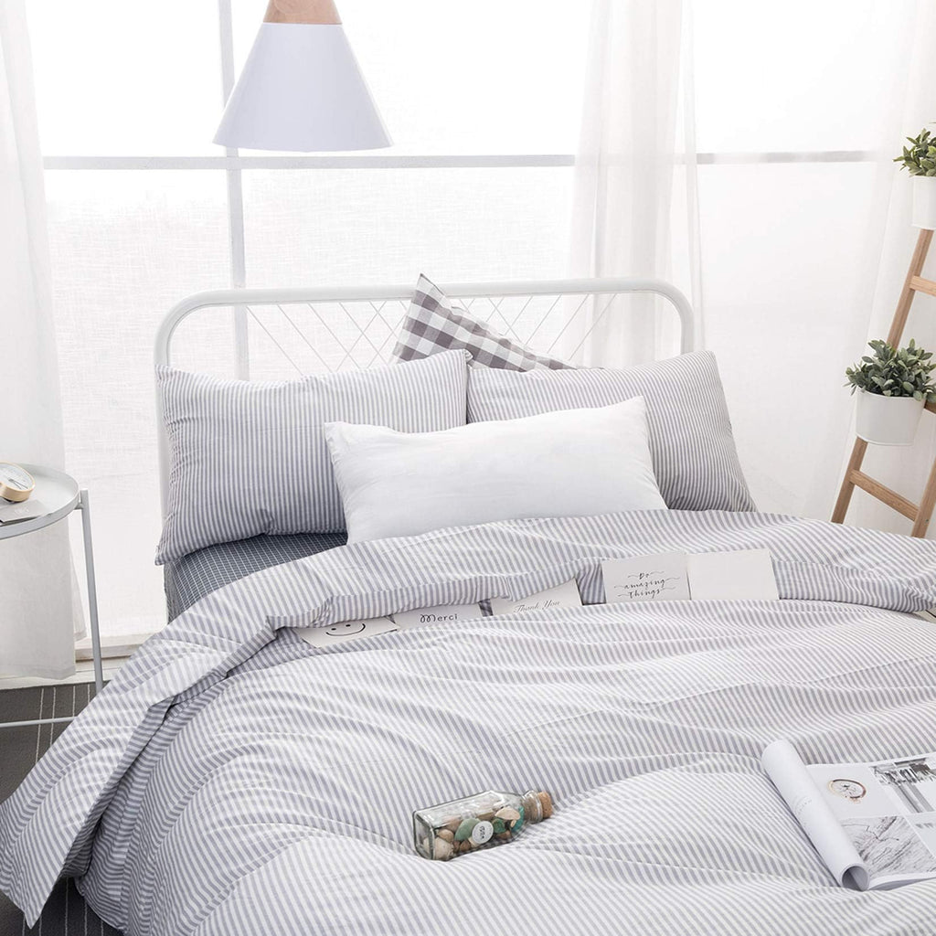 Wake In Cloud - Striped Comforter Set, 100% Cotton Fabric, Ticking Stripe Vertical Pinstripe Neutral Farmhouse Aesthetic, 3 Pieces Bedding Set, Gray, King Size