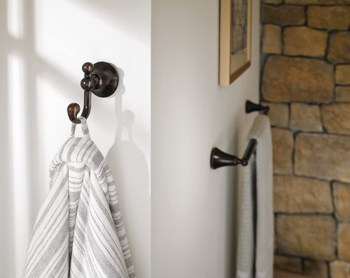 Moen YB5224ORB Wynford 24-Inch Single -Towel Bar, Oil Rubbed Bronze