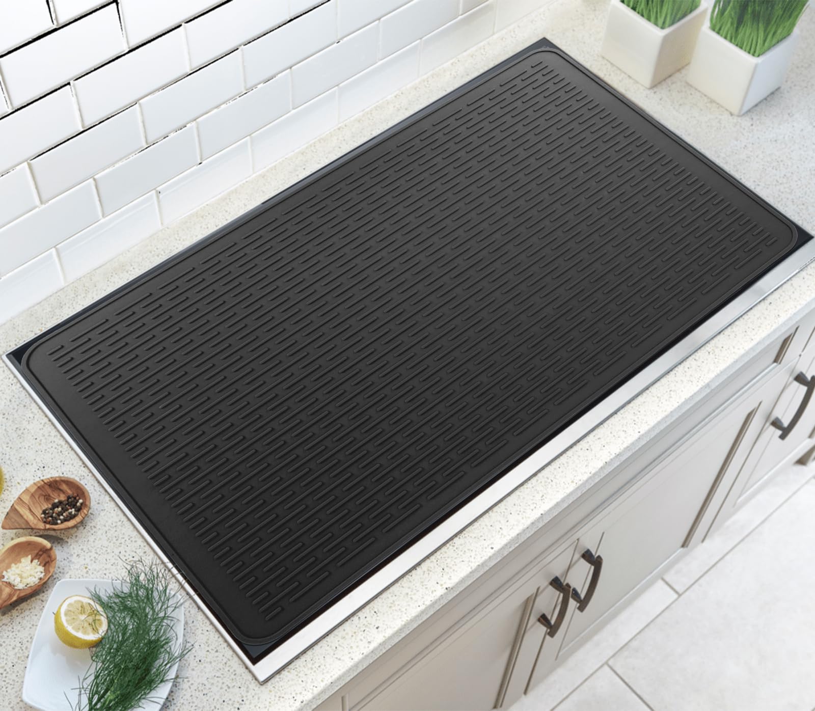 Golener Silicone Stove Cover - 36.5" x 20.5" Electric Stove Protector, Food Grade, Foldable, Easy Clean, Heat-resistant Silicone Mat for Glass, Black