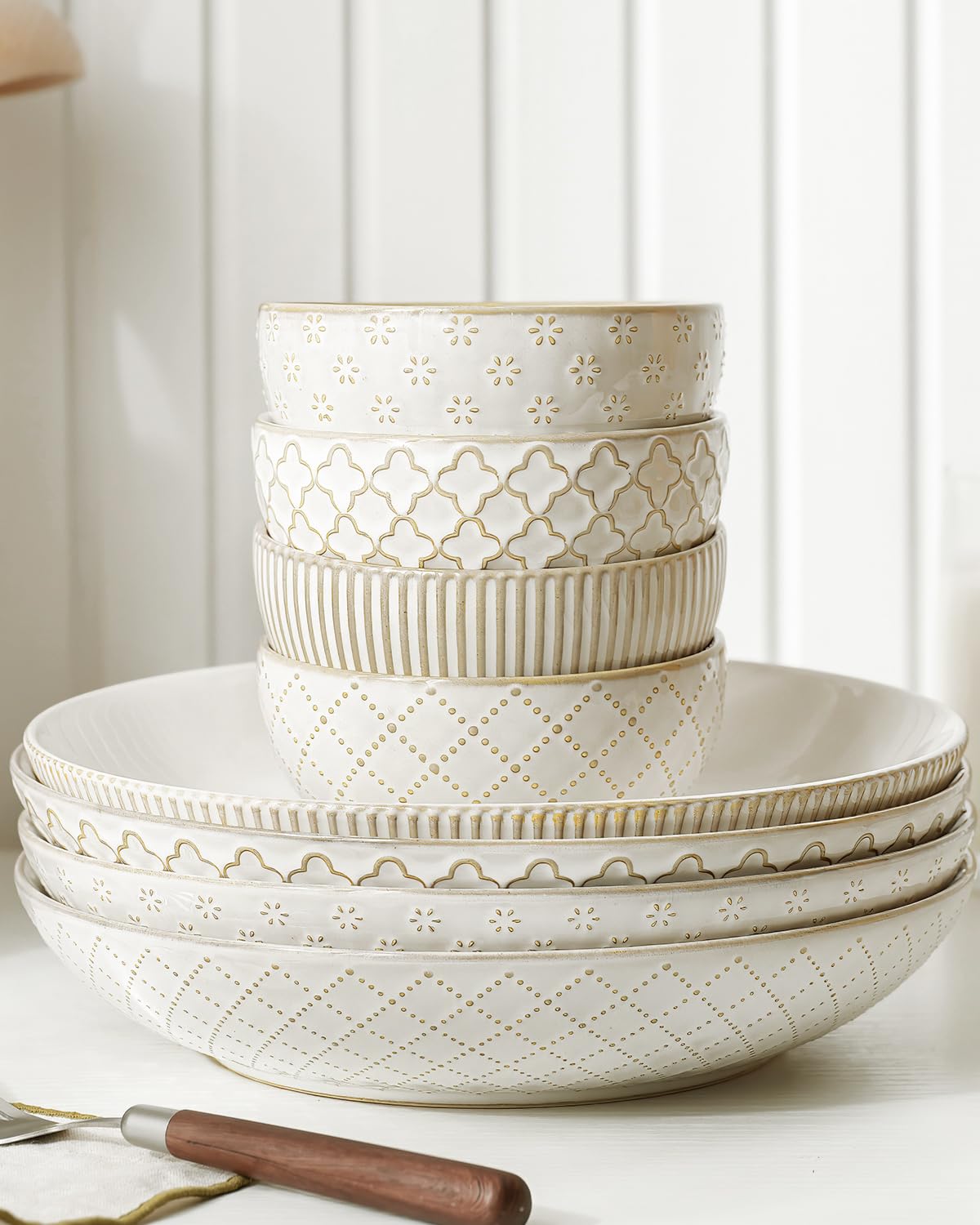 getstar Pasta Bowls, Large Salad Serving Bowls (7.6 inch & 22 oz), Ceramic Bowl Plates Set of 4, Farmhouse Embossments, Microwave and Dishwasher Safe