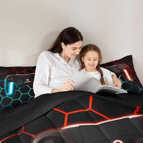 Erosebridal Game Comforter Sets for Boys Gamer Bedding Sets for Boys Queen Lightweight,Teens Modern Gradient Gaming Down Comforter Gamer Home Decor Goemetric Honeycomb Quilted Duvet + 2 Pillowcases
