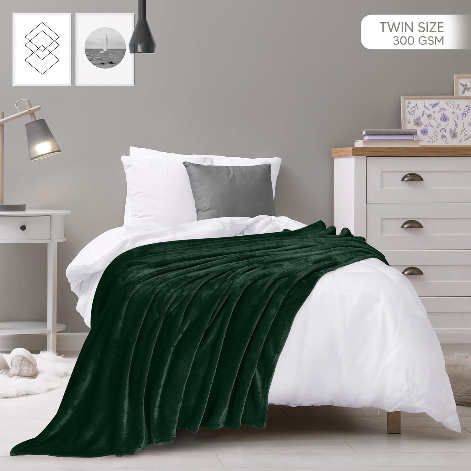 Utopia Bedding Fleece Blanket - Luxury Soft Microfiber | Twin Size 300GSM in Forest Green (60x80 Inch)
