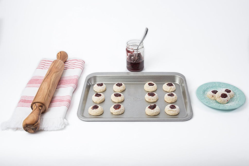 USA Pan Bakeware Nonstick Cookie Sheet - Perfect for Baking Delicious Cookies | Small Size