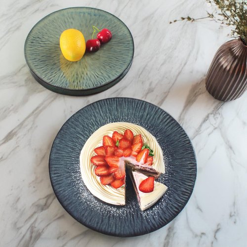 LIUYWYHCF Porcelain Plates Set Dinner Plates for Salad Dessert Ceramic Serving Plate Set of 4, Microwave and Dishwasher Safe, Chip Resistant and Scratch Resistant