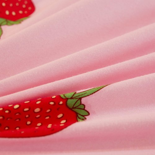 LAMEJOR Duvet Cover Set Twin Size Strawberry/Chevron Pattern Reversible Sweet Bedding Set Comforter Cover (1 Duvet Cover+2 Pillowcases) Pink