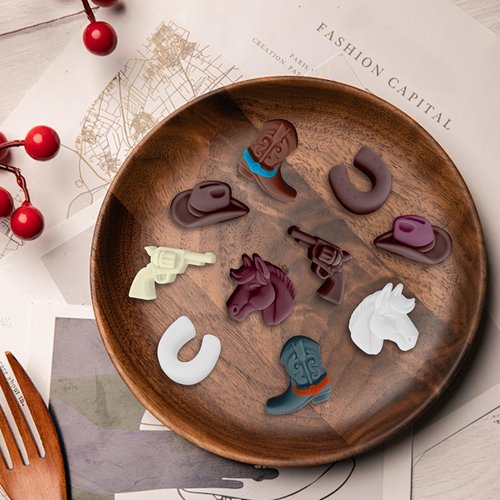 Fuehbur Western Themed Cowboy Candy Silicone Molds 2PCS, Chocolate Jello Moulds with Horse Head Boot Hat Saddle Design, 15 Cavity Ice Mold Pudding Soap Cookie Molds for Cake Desserts Cupcake Making