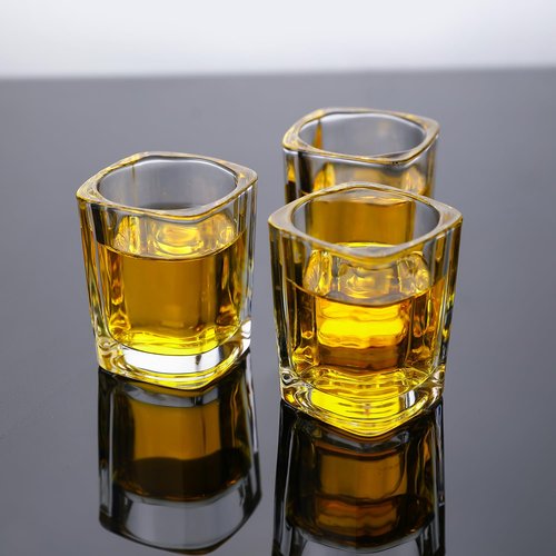 BTGLLAS Shot Glasses 2.3 oz, Set of 6 - Cute Square Tequila Glasses, Perfect for Whiskey, Tequila, Liqueurs, Party & Collection, Espressos, Spirits & Liquors (6, Clear square)