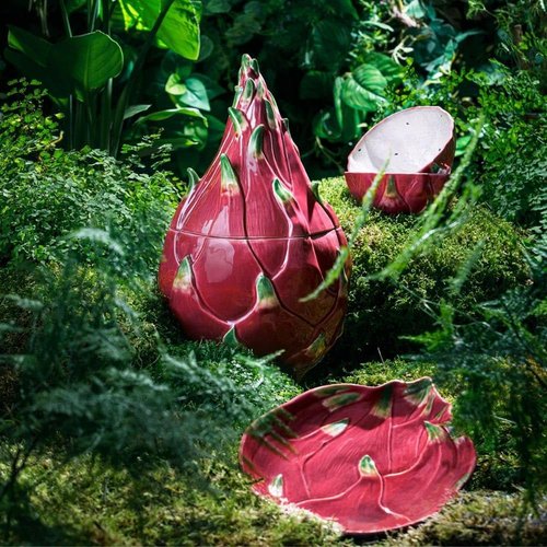 Vista Alegre Bordallo Pinheiro Tropical Fruits Dessert Plate Pitaya Dragon Fruit