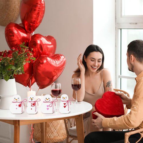 DoubleFill 4 Pcs Valentine's Day Snowman Figurine Tabletop Set Wooden Snowman Sign Tables Centerpieces Decor Heart Cute Table Decoration for Valentines Gift Wedding Party Decoration