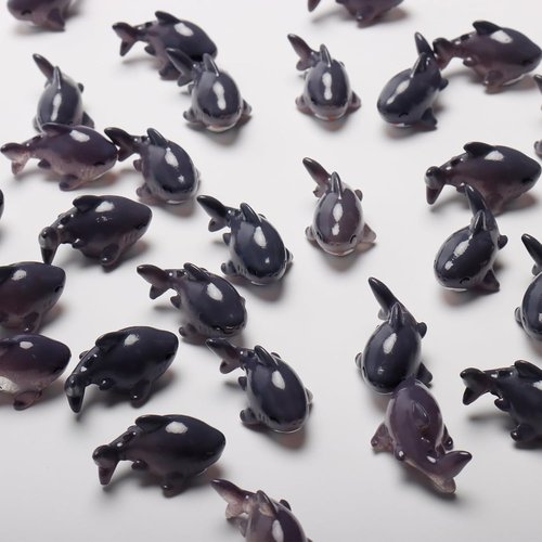 Exasinine Miniature Shark DIY Decoration Kit - 30 Pcs Resin Fish Tank Accessories for Fairy Garden & Terrarium (Gray)
