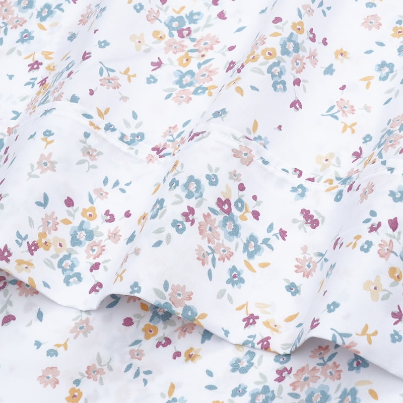 Full Size Microfiber Bed Sheet Set with Floral Pattern - 4 Piece, White