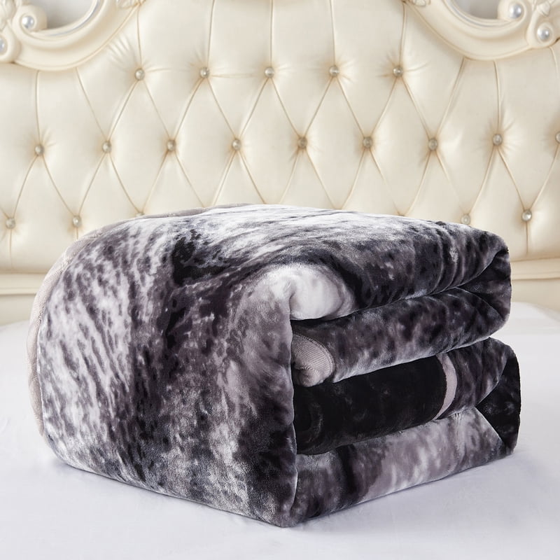 King Size Faux Mink Fleece Blanket with Lion Eagle Variation, 85x93 Inches, 10lbs