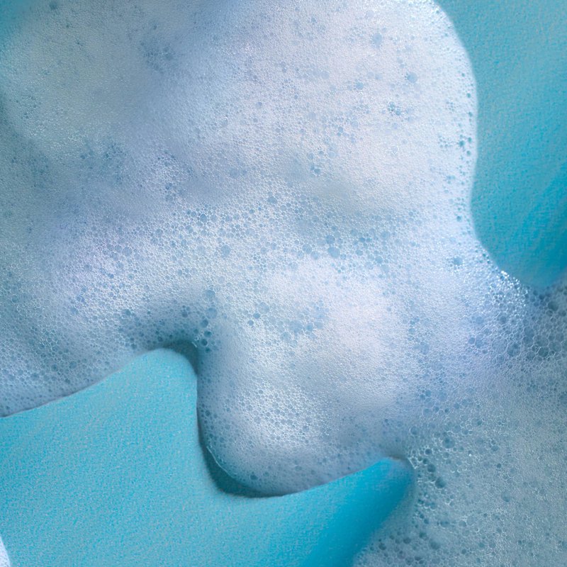 Blue Musk Foaming Gel Body Wash - 18 fl oz, Hydrating Cleanser