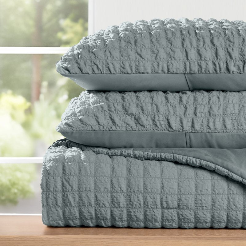 King Seersucker Textured Comforter Set - Light Blue All-Season Down-Alternative Bedding