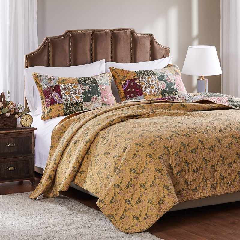King Size Patchwork Quilt Set - Antique Chic 100% Cotton Bedding with Shams & Decorative Pillows