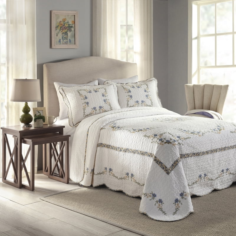 Full Size Floral Embroidered Bedspread - Heather White & Blue Cotton