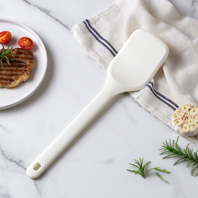Silicone Turner - Heat-Resistant, Durable & Non-Stick Safe