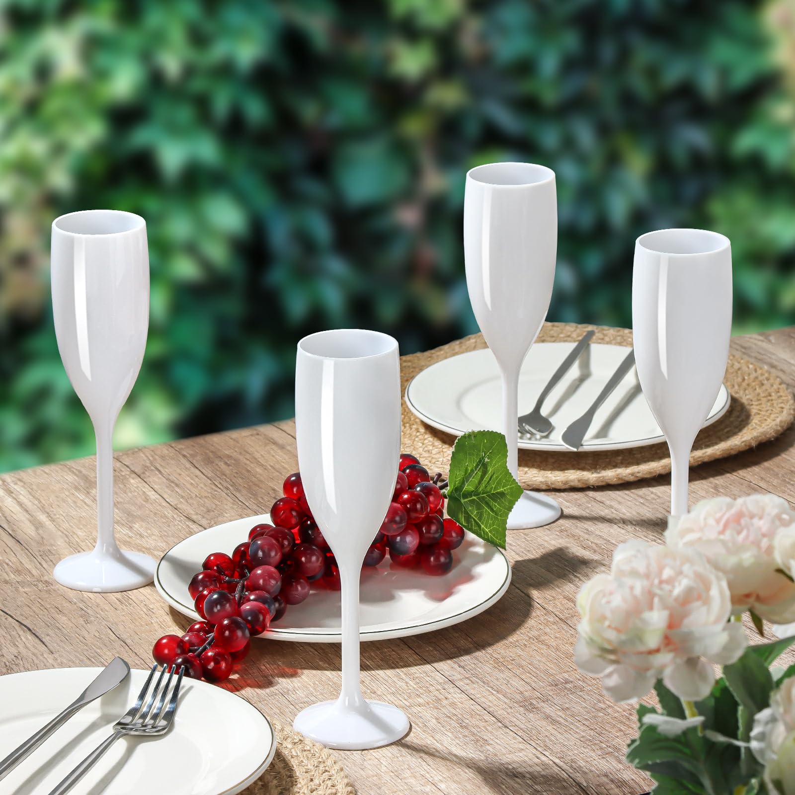XUWAIDSGN Acrylic Champagne Flutes Toasting Glasses Unbreakable Mimosa Bar Reusable Wine Glasses Vintage Champagne Flutes Stemmed Drinking Cups 5.4 OZ for Christmas Birthday (24, white)