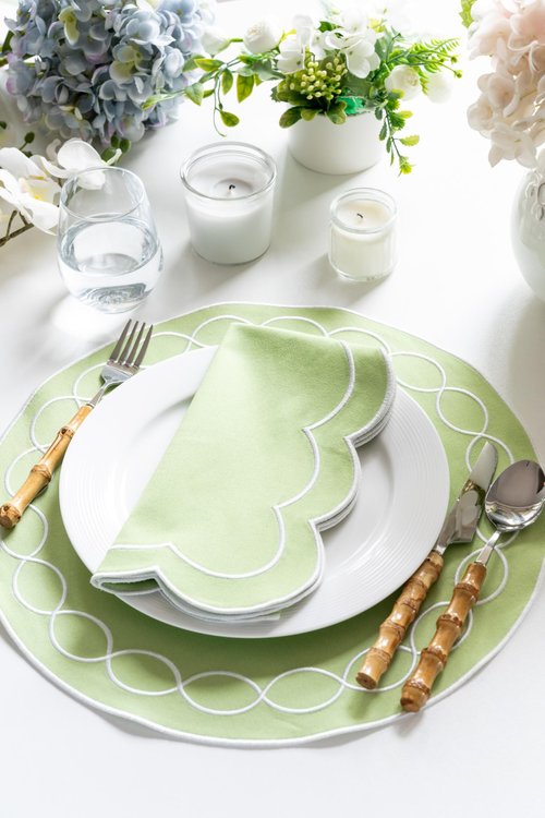 Hofdeco Premium Coastal Patio Indoor Outdoor Napkin Set of 4, 20”x20” Washable Dinner Napkins for Beach House Decor Green Embroidered Solid