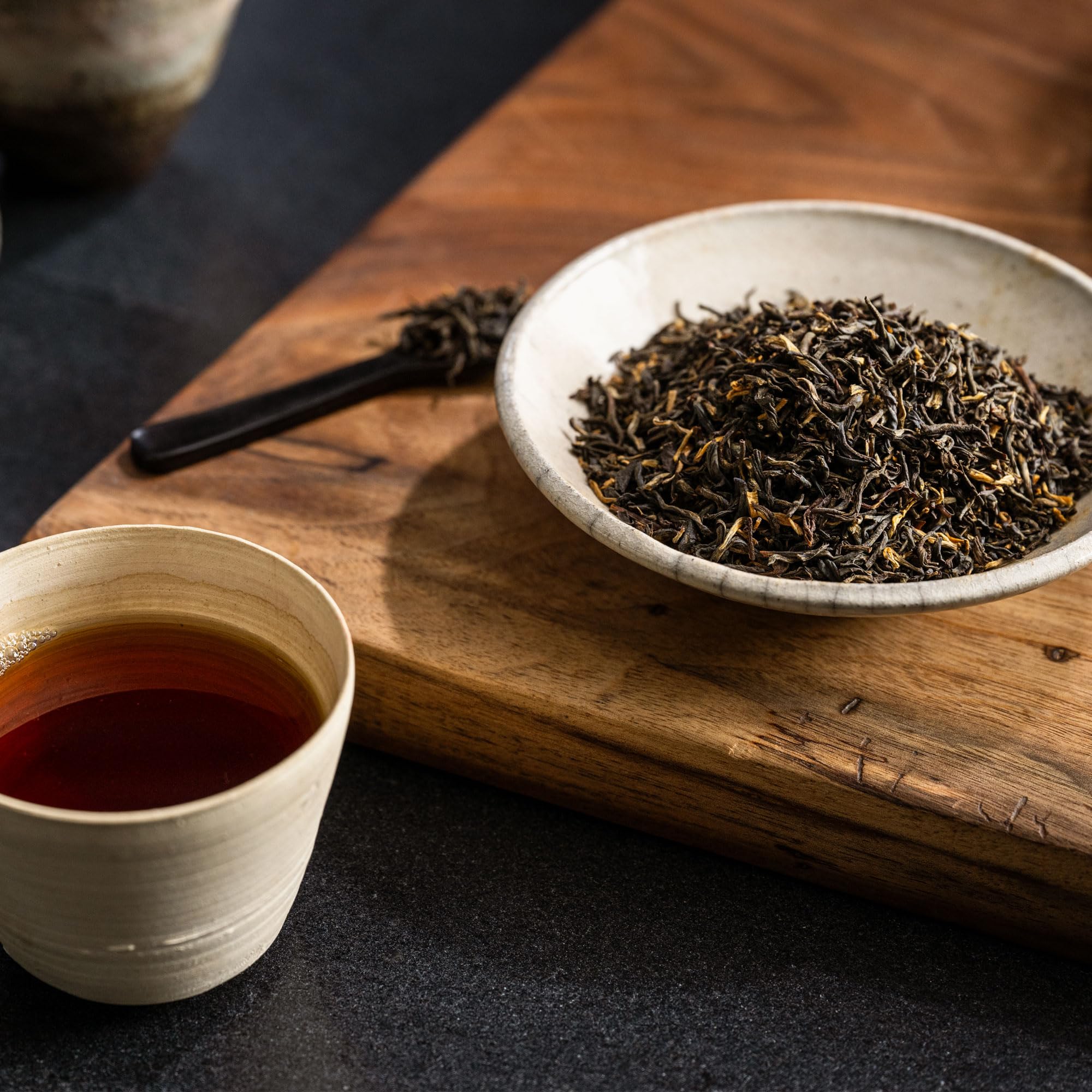 Rishi Tea Golden Yunnan Black Tea - Organic, Loose Leaf Tea, Smooth & Rich Ancient Chinese Tea, Energizing & Caffeinated - 4 Ounces, 14+ Servings