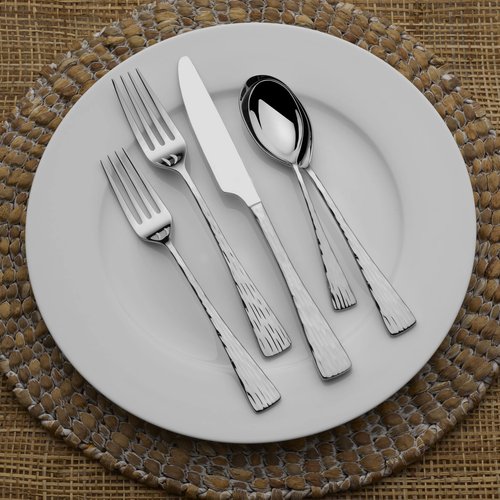 Mikasa Novaro 20-Piece Flatware Set, Service for 4, 18/10 Stainless Steel Silverware with Striated Wood-Grain Design, Squared Tips, Dishwasher Safe