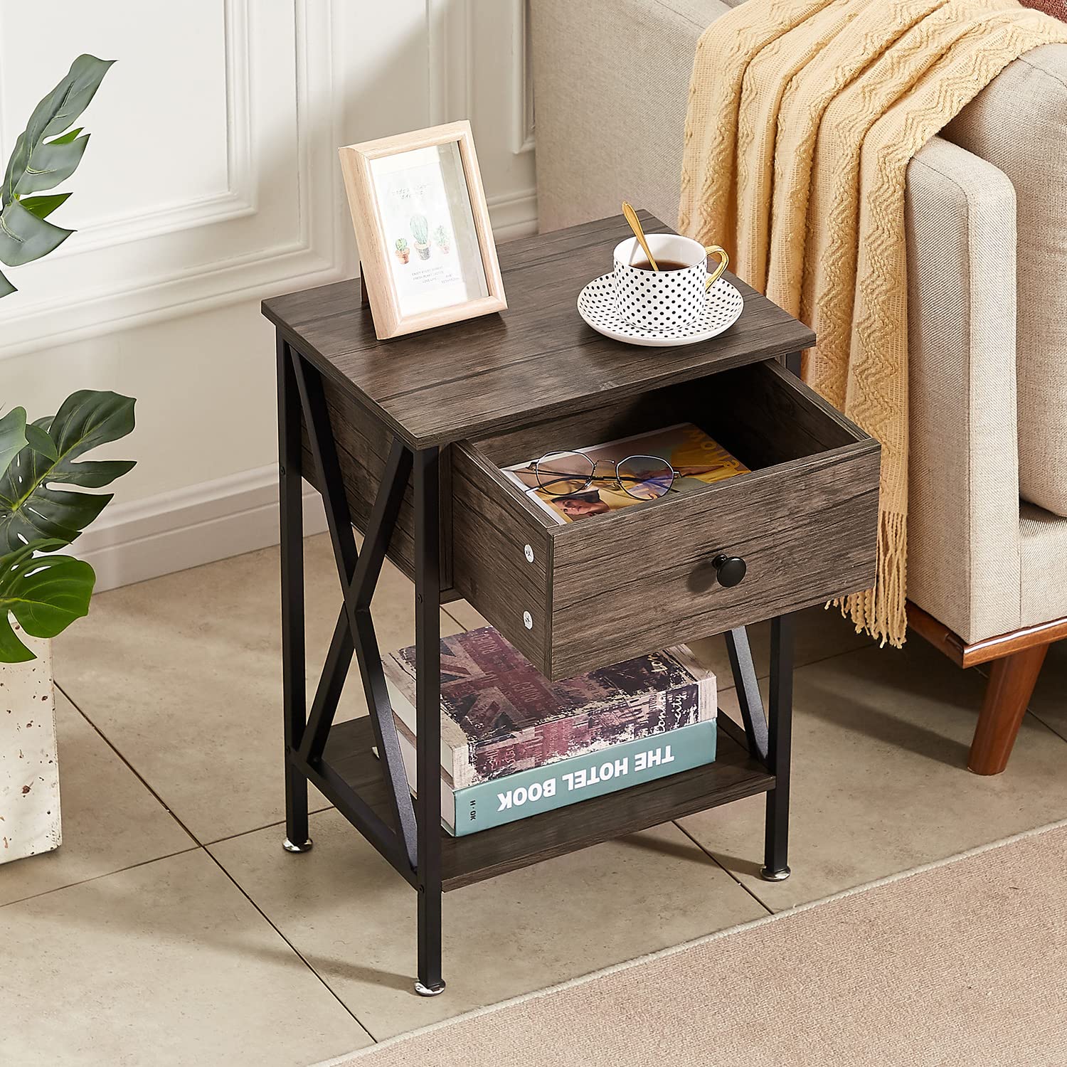 VECELO Nightstand,Modern Bedside End Table, Night Stand with Drawer and Storage Shelf for Living Room Bedroom, Industrial Metal Frame