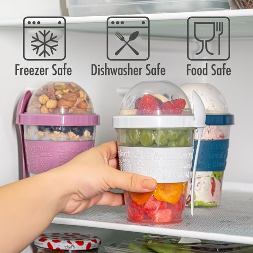 Hakan 4 Pack Overnight Oats Containers with Lids & Spoons - 20 oz Reusable Yogurt Parfait Cups with Topping Dome - BPA-Free Plastic Cereal & Fruit Cups To Go - Large Breakfast Jars for Work & School