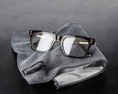 Glasses Cleaning Cloth (30 x 20 cm) - Microfiber Cloth for Cleaning Your Glasses, The Display of Your Cell Phone and Laptop as Well as The Lens of Your Camera from EYESHAKER®