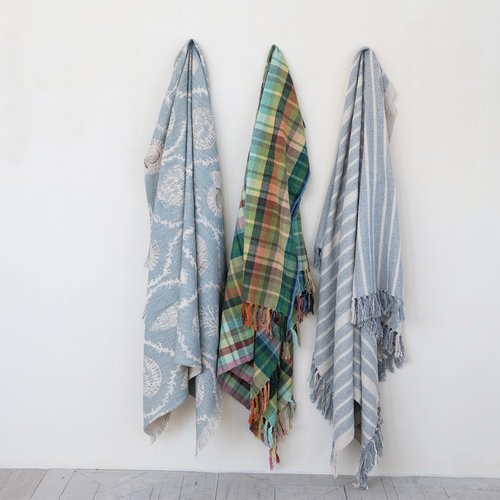 Creative Co-Op Cotton Slub Throw with Coral and Shells Ogee Pattern, Blue and Natural