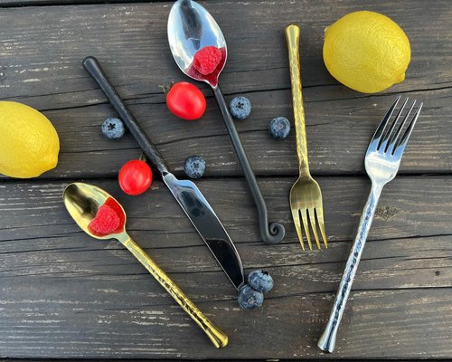 LINZOM Forged 20-Piece Matte Black Silverware Set, 18/10 Stainless Steel Flatware Service for 4, Rustic Black Flatware, Spoons Forks Set Home Kitchen Restaurant Housewarming, Dishwasher Safe