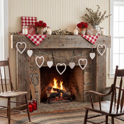 Chunful Valentine's Day Heart Garland Decorations Rustic Wooden Love Strings Banner for Valentines Day Hanging Indoor Decor Farmhouse Home Office Wall Fireplace Mantel Window Party Supplies