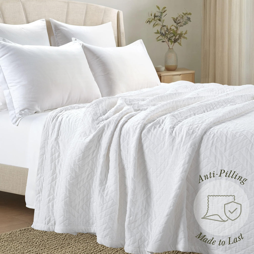 Threadmill Luxury Cotton Blankets for Queen Size Bed | All-Season 100% Cotton Queen Size Blanket | Criss Cross Jacquard Cozy Lightweight, Soft Breathable Coverlet fits Full Size Bed, 90x92 | White