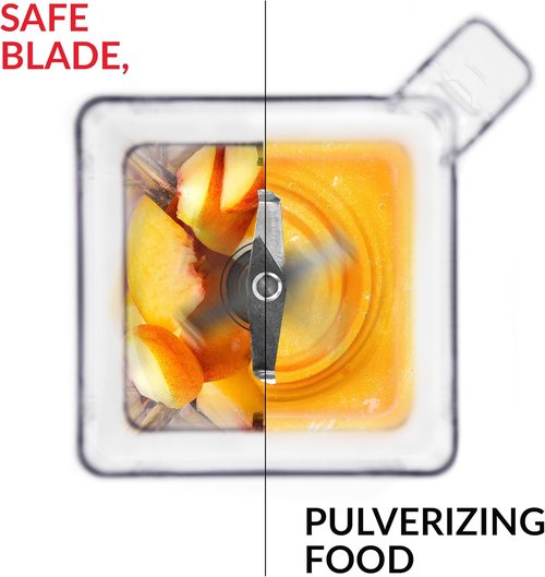 Blendtec Total Classic Original Blender - Professional-Grade 90 oz WildSide+ Jar - 6 Pre-Programmed Cycles - Black