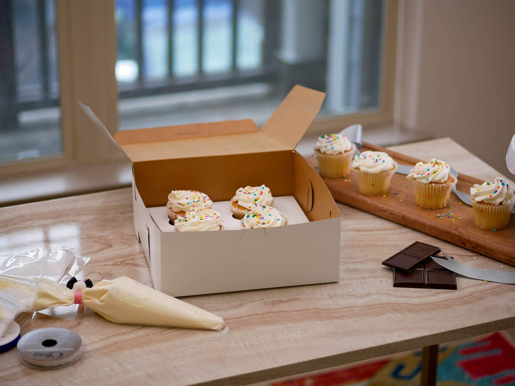 SCT White One-Piece Non-Window Bakery Boxes, 5.5 x 5.5 x 4, White, Paper, 250/Carton