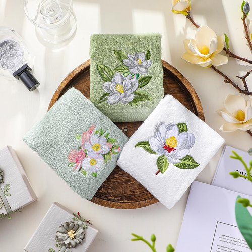 Tingjoo Magnolia Floral Hand Towels Farmhouse Green White Magnolia Bathroom Decor 14x29 Inch Embroidered Decorative Cute Summer Flowers Cotton Soft Absorbent Hand Towels for Bathroom Kitchen
