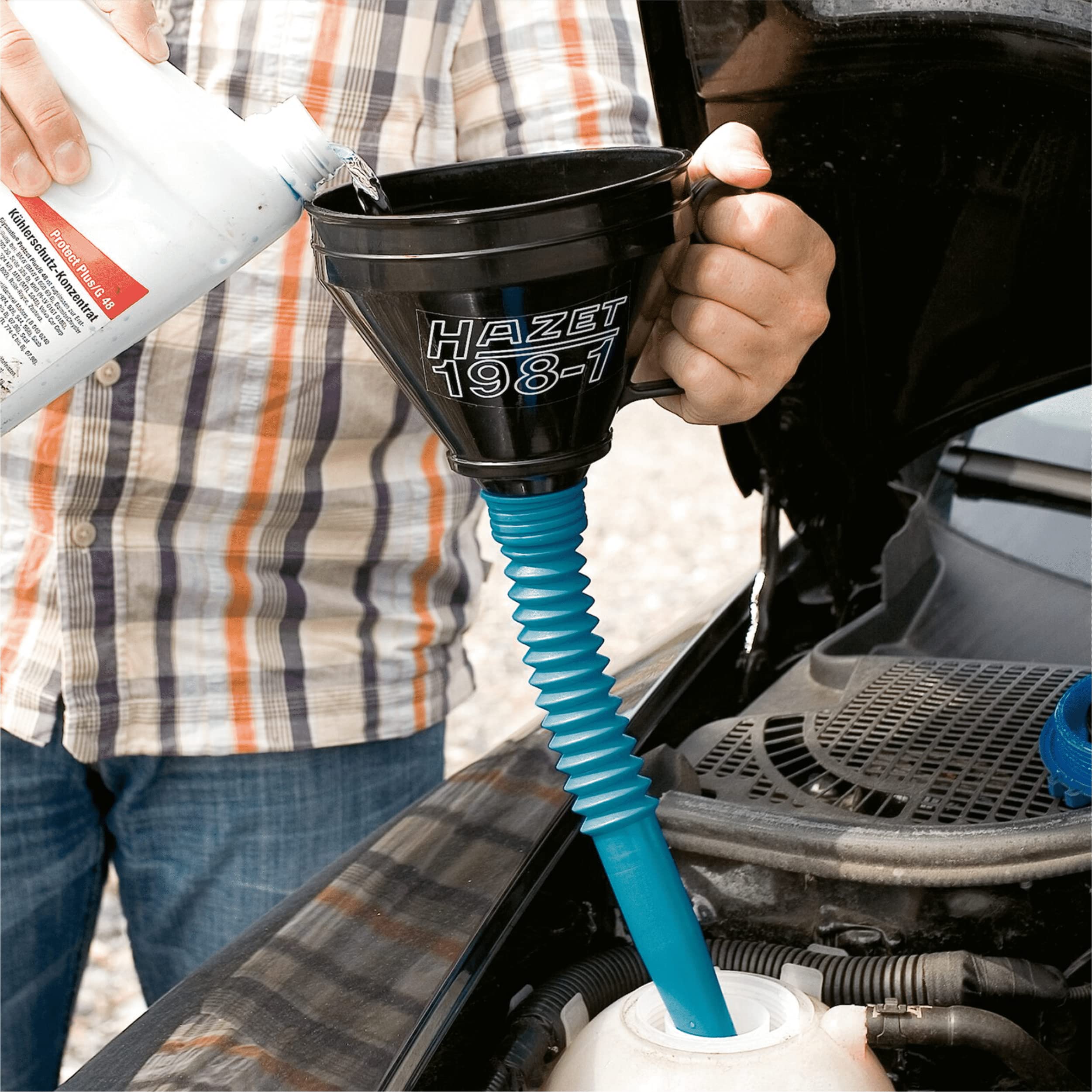 HAZET Funnel 198-1 I Filling Funnel with Flexible Hose I 40.57 Ounces Filling Capacity I Filling Vehicle Tanks and Canisters Effortlessly with Ad-Blue, Diesel and Gasoline, Oil and Other Liquids