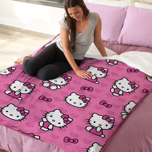 Northwest Hello Kitty Silk Touch Sherpa Throw Blanket, 40" x 50", I Love Pink