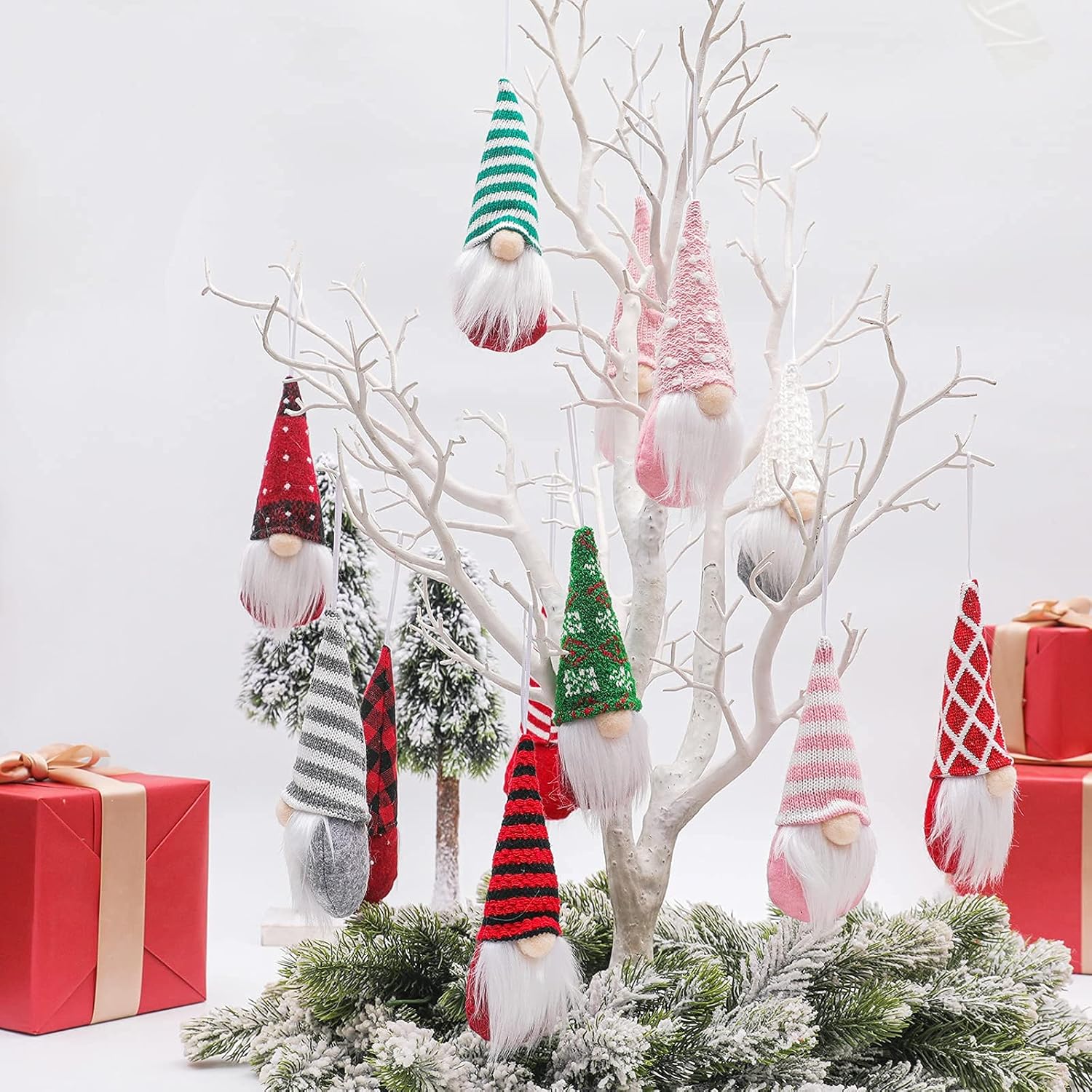 Skiennix Gnome Christmas Ornaments - Set of 3 Plush Santa Gnomes for Holiday Tree Decor | Red
