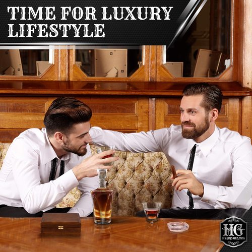 Whiskey Decanter Set for Men with 4 Glasses For Whisky, Bourbon, Rum, Scotch, Crystal Clear Decanter Sets - Whiskey Gifts for Men Dad Him