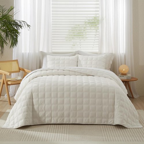 Wondnuga Velvet Quilt Set King Quilt, Lightweight Soft King Comforter Set, Bedspread Coverlet with 2 Matching Pillow Shams, Velvet Comforter Bedding Set for All Season (Cream White, Checkered)